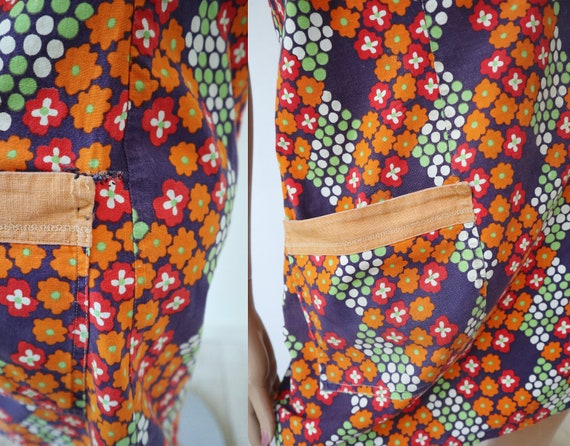 Blue 70s Vtg. Dress/Top With Bright Colored Print… - image 10