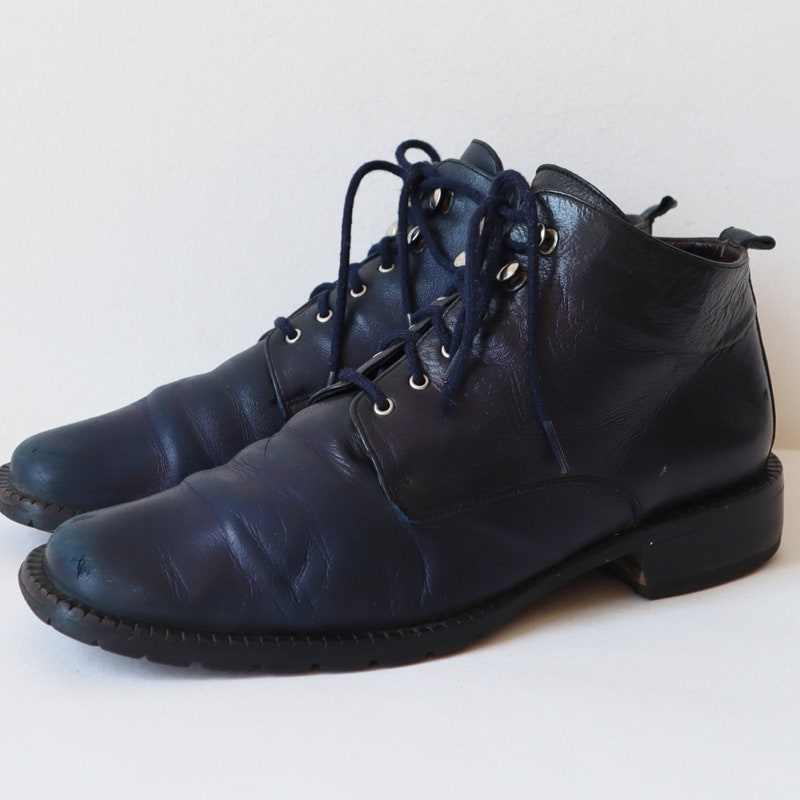 amwell slip resistant leather lace up boots