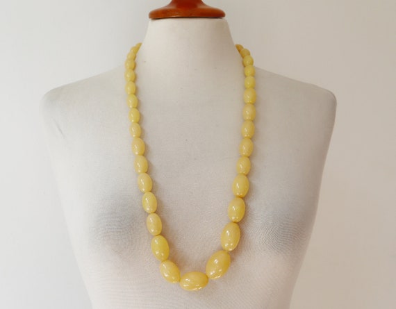 60s necklace 2024
