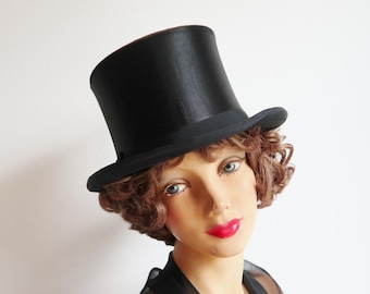 Black 20s30s Vtg. Chapeau Claque Silk Top Hat // Collapsibel Hat // Steampunk // Unisex // Size 56