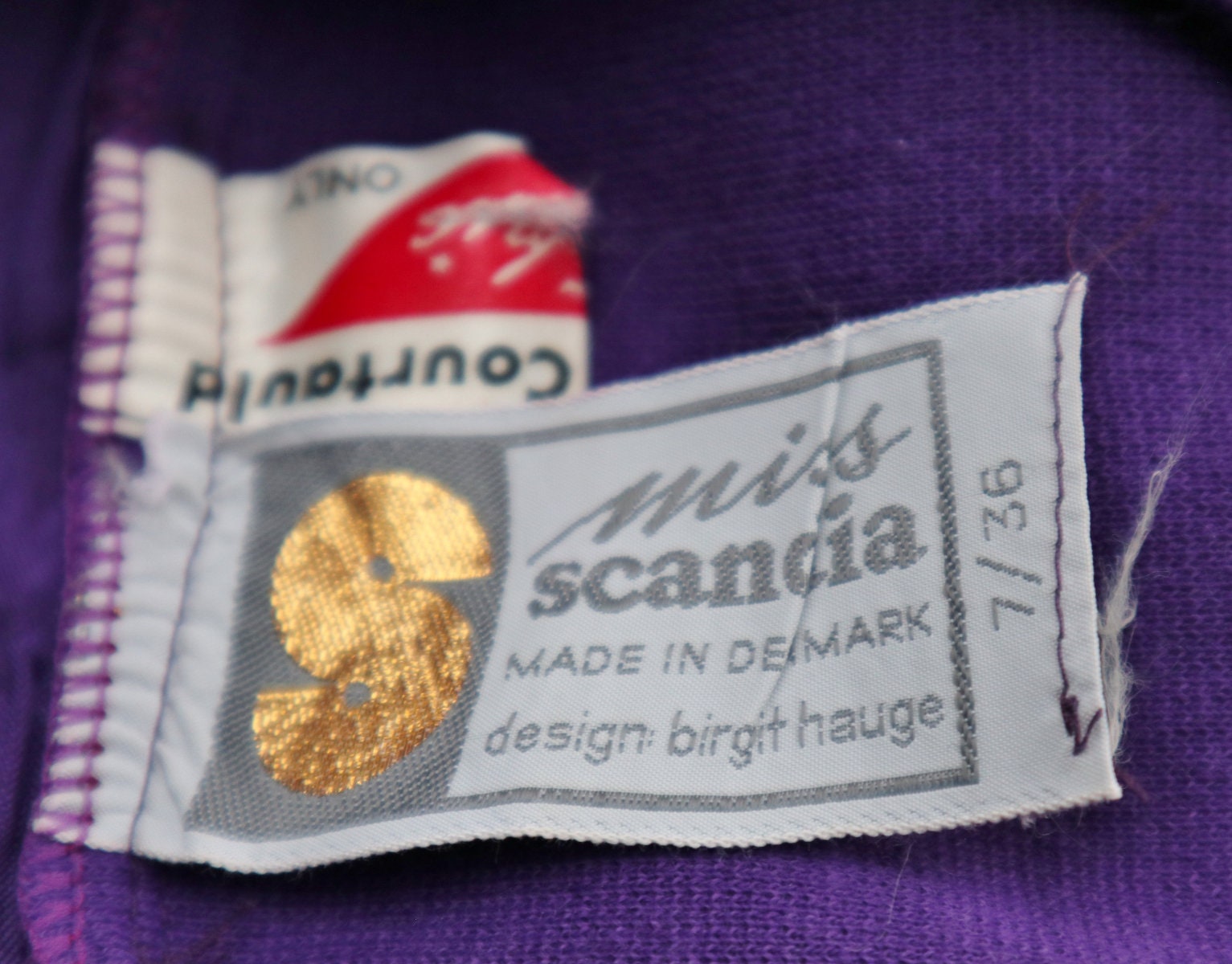 Purpe 60s Vtg. Maxi Dress // Crossed Straps // Design Birgit Purpe 60s Vtg. Maxi Dress // Crossed Straps // Design Birgit