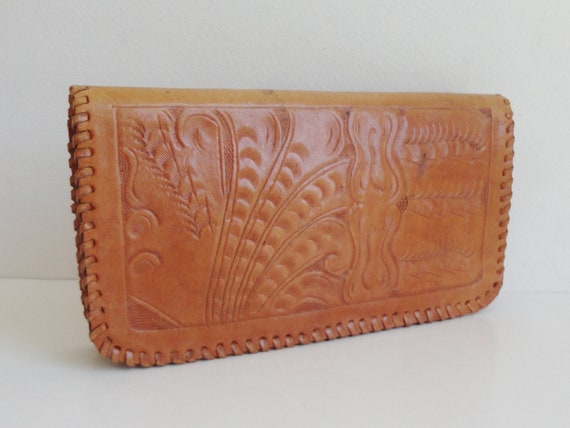 70s Vintage Clutch Bag // Tooled Leather
