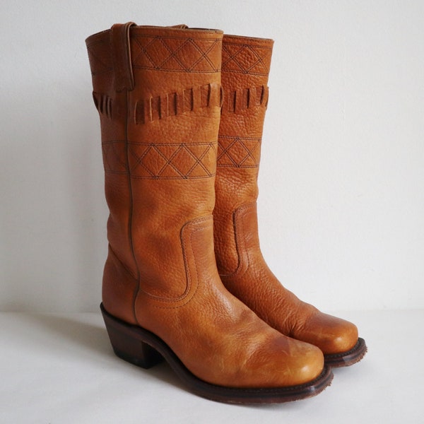 Golden Brown Vintage Boots // Boulet // Canadian Size 5 1/2 // Made In Canada