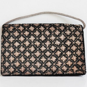 Black 50s Vtg. Velvet Bag With Gold Thread // Top Handle/Clutch Bag