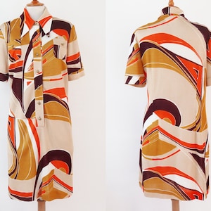 Graphic Printed 70s Vtg. Dress In Orange/Brown/Ivory/Beige/Curry With Golden Buttons // Magna // Tricel Double Knit // Size M/L