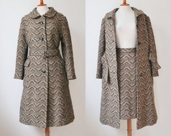 60s Vtg. 2 Piece Tweed Suit // K. Williams // Madame Teresia Coat & Skirt // Graphic Printed Tweed Set // Size M/L