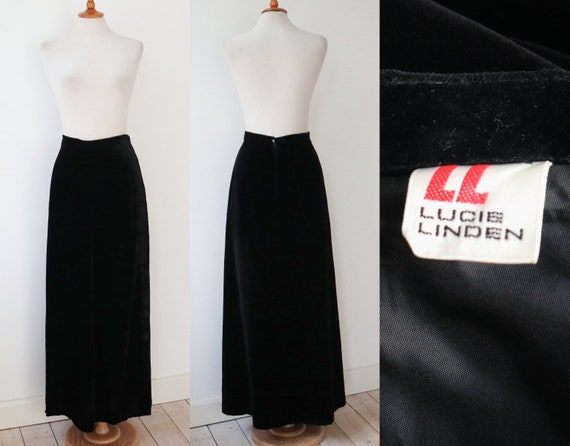 Black Velvet 70s80s Vtg. Maxi Skirt With Slits //… - image 2