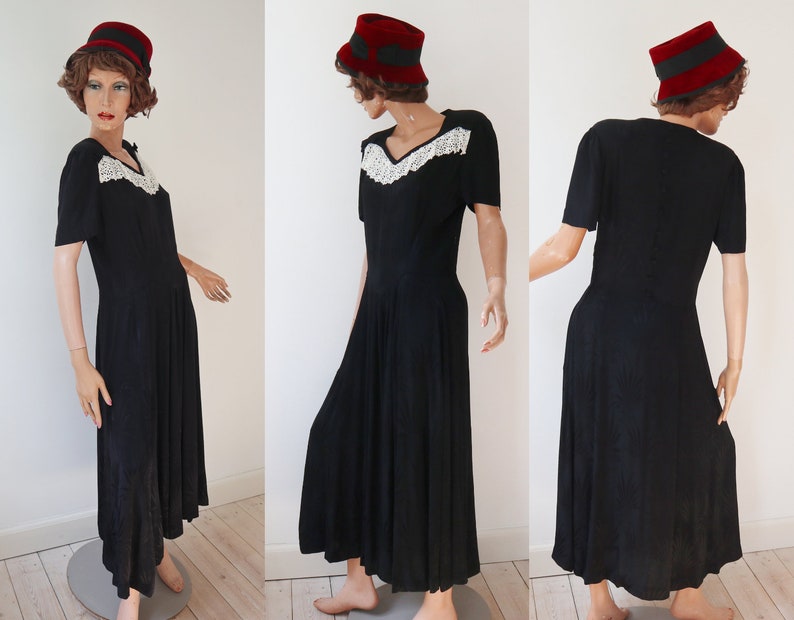 Black 40s Vintage Maxi Dress With White Lace Bows // Buttoned Back // Vibrant Leaf Pattern image 6