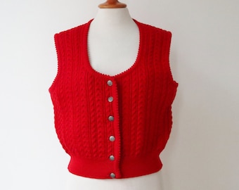 Rood Beiers vintage vest met kabelpatroon // Giesswein Tirol // Zilveren knopen // Zuivere scheerwol // Maat 46 // Gemaakt in Oostenrijk