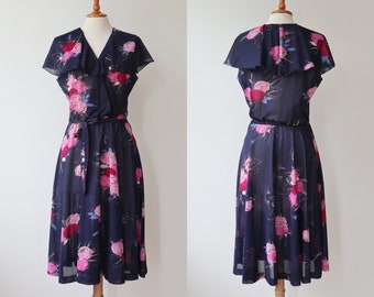 Blue 80s Vtg.  Dress With Red Floral Print // Bloch Design // Big Collar // Sheer Dress // Belted // Size M // Made In Denmark