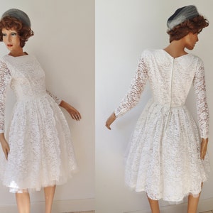 Very Beautiful White 50s 60s Vintage Lace Dress // Wedding Dress With Skirt & Tulle // Size XS // Made In Denmark