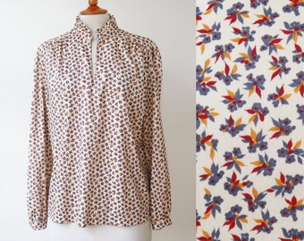 Ivoor jaren 80 Vtg. Damestop met grijze/rode/oranje print // Hoge kraag met ruches // Maat L