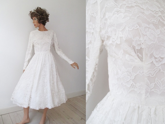 Very Beautiful White 50s 60s Vintage Lace Dress /… - image 2