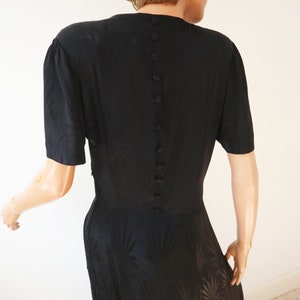 Black 40s Vintage Maxi Dress With White Lace Bows // Buttoned Back // Vibrant Leaf Pattern image 10