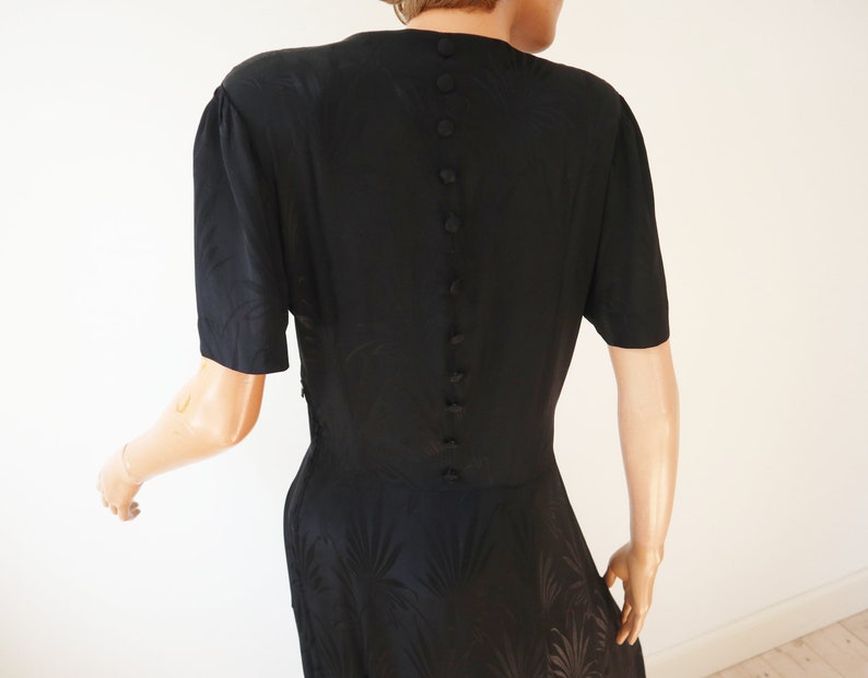 Black 40s Vintage Maxi Dress With White Lace Bows // Buttoned Back // Vibrant Leaf Pattern image 10