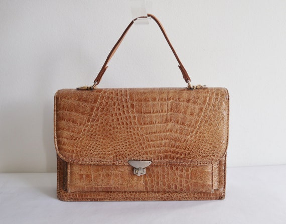 Beige 60s Vintage Top Handle Bag With Silver Closu