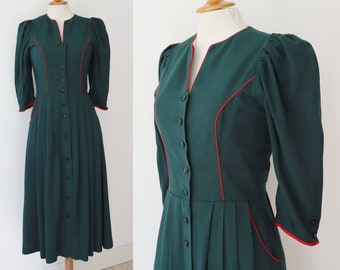Green Bavarian Maxi Dress With Red Ribbon // Wenger Austrian Style // 3/4 Puffy Sleeves // Silk Viscose Dress // Size 38 // Made In Austria