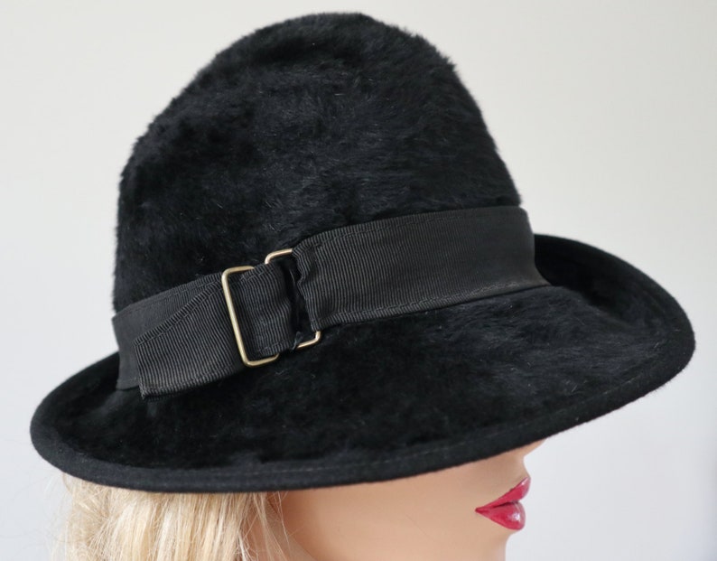 fuzzy hat black
