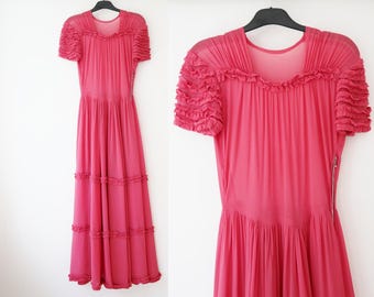 Hermoso vestido largo vintage de los años 40, transparente, rosa, con volantes // Talla XS/S