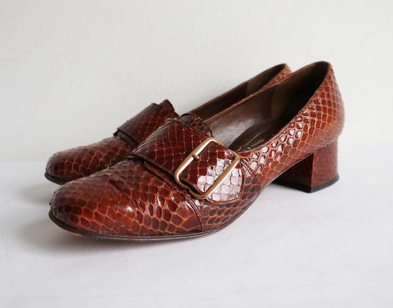 Brown 60s Snakeskin Vintage Shoes // Princess - Re