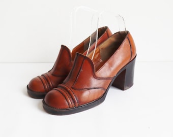 70s Cognac Brown Leather Loafers With Chunky Heel // Epoca // Size 38