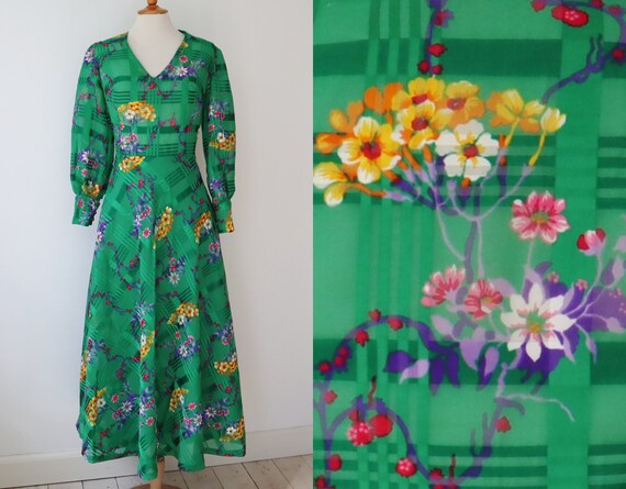 Green Semi Sheer 70s Maxi Dress With Bright Colore