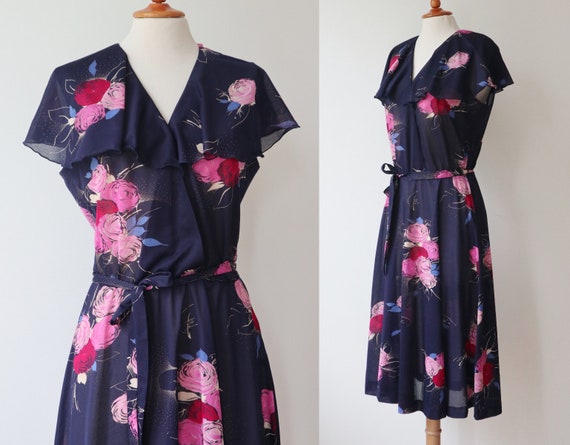 Blue 80s Vtg.  Dress With Red Floral Print // Blo… - image 4