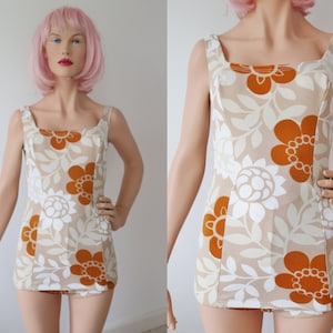 Beige anni &#39;60 Vtg. Costume da bagno con stampa floreale senape/avorio // Taglia continentale 42 - Taglia UK 36&quot; // Prodotto in Danimarca