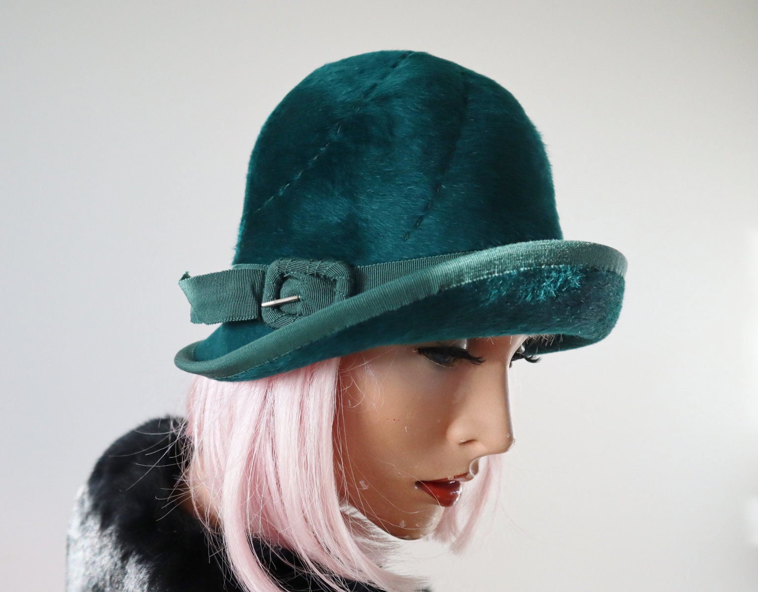 Green Fuzzy Felt Hat With Hatband 