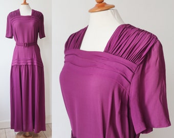 Beautiful 40s50s Plum Colored Vintage Crepe Maxi Dress // Draped // Belted // Hand Made