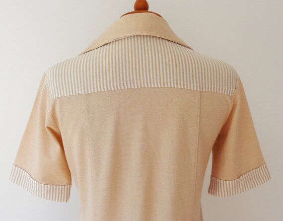 Fitted Beige 70s Vtg. Lady Top With White Stripes… - image 5