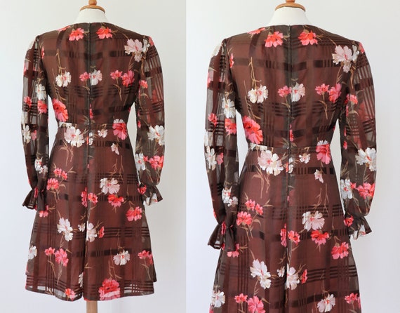 Lovely 60s Chiffon Vtg. Dress // Brown With White… - image 4