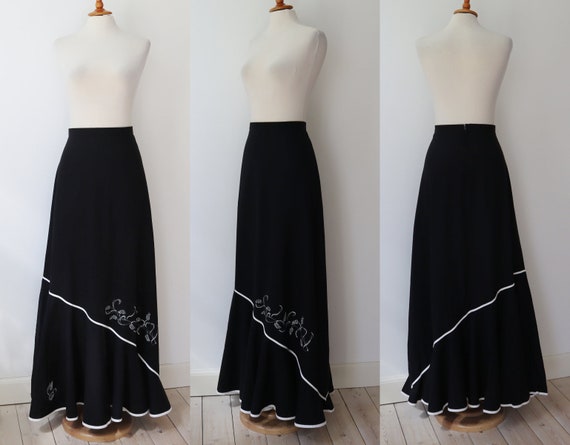 Black 70s Vtg. Maxi Skirt With White Hand Painted… - image 2