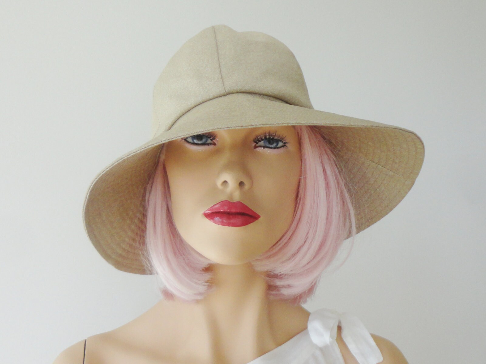 Natural Beige Vintage Hat // Pigalle // Size 53/54 // Made In Denmark