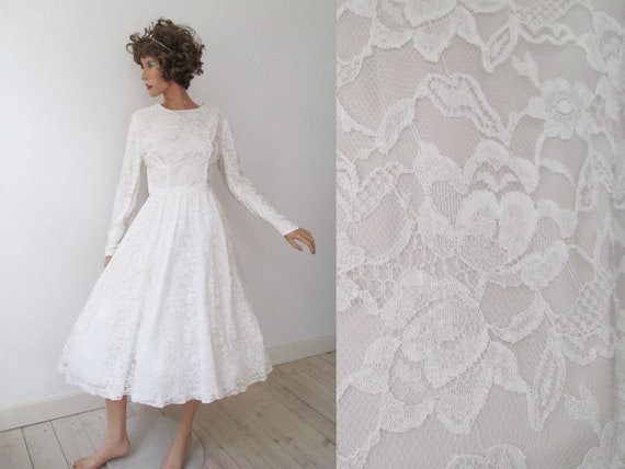 Very Beautiful White 50s 60s Vintage Lace Dress /… - image 3