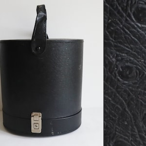 Black 40s50s Ostrich Patterned Vintage Hat Box/Handbag/Travel Bag // Vegan
