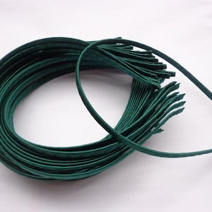 VENDITA--20 pezzi di fasce per capelli ricoperte in raso verde scuro larghe 5 mm