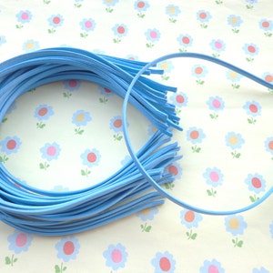 VENDITA--20 pezzi di fasce ricoperte in tessuto blu larghe 5 mm