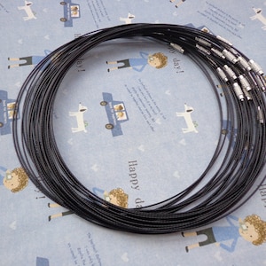 SALE--50pcs 18 inch 1mm thickness Black  stainless steel round choker necklace wires with screw clasps