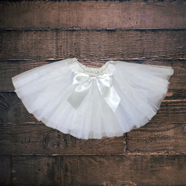 White infant or toddler tutu with white satin removable or interchangeable bow / white tutu / cake smash tutu / Christmas tutu / baptism