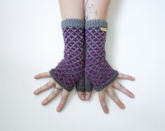 Cochinilla Diamonds ~ Knit Fingerless gloves, Fingerless glove mittens, Long knit gloves, Boho knit glove mittens, Women's Fingerless Mitts