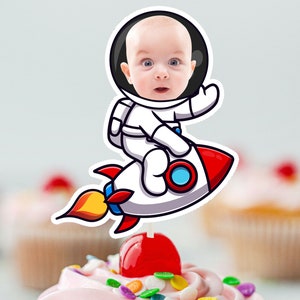 ASTRONAUT  Cupcake Topper (DIGITAL FILE) , Printable CupcakeTopper,   Personalised Cupcake topper, Funny Cupcake Topper
