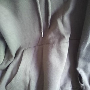 Green hoodie with front pockets / autumn / street wear image 7