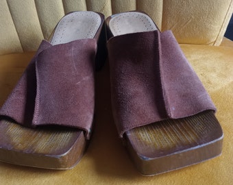 Brown suede wooden clogs/ mules / Boho / summer / classic / shoes / Casual size 4uk