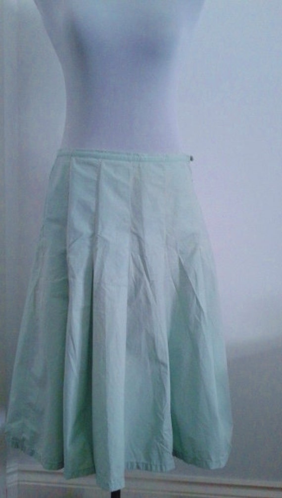 Beautiful Vintage pleated cotton Midi skirt in a c