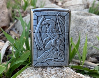 Isqueiro Zippo personalizado com dragão - Presente grátis para aniversários, casamentos, Dia dos Pais e formaturas.