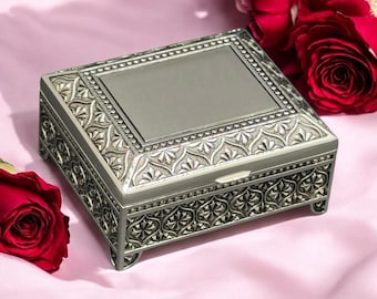 Engraved Silver Ornate Jewelry Box: Personalized Keepsake