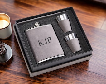 Leatherette Box 8 oz Grey Flask and 2 Grey cups
