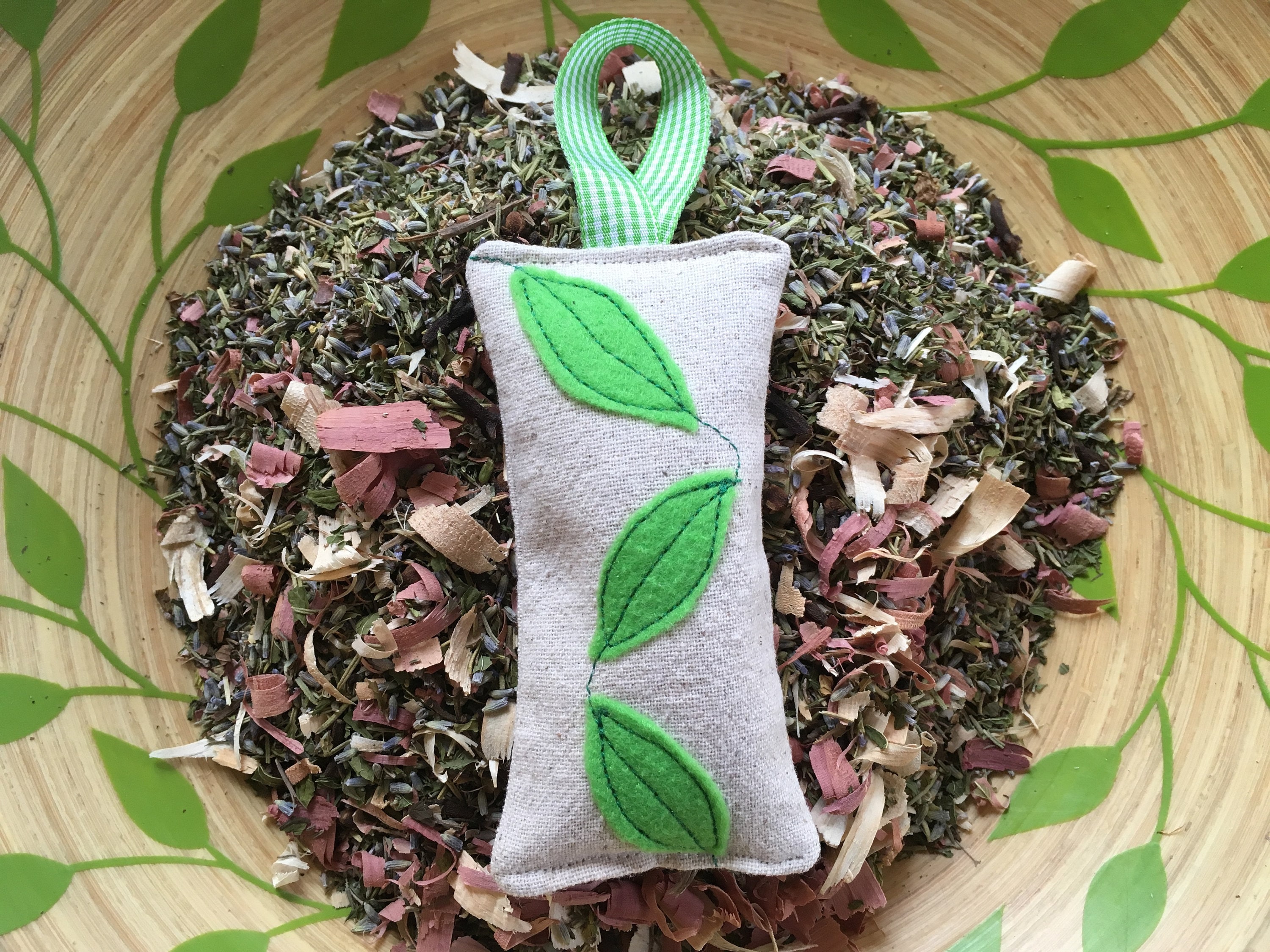 Natural Moth & Insect Repellent Sachets Moth Ball Cedar Etsy