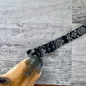 Black Bandana Dog Collar with 1 inch width for male or female dogs, personalize with Best Friend charm or Paw Print